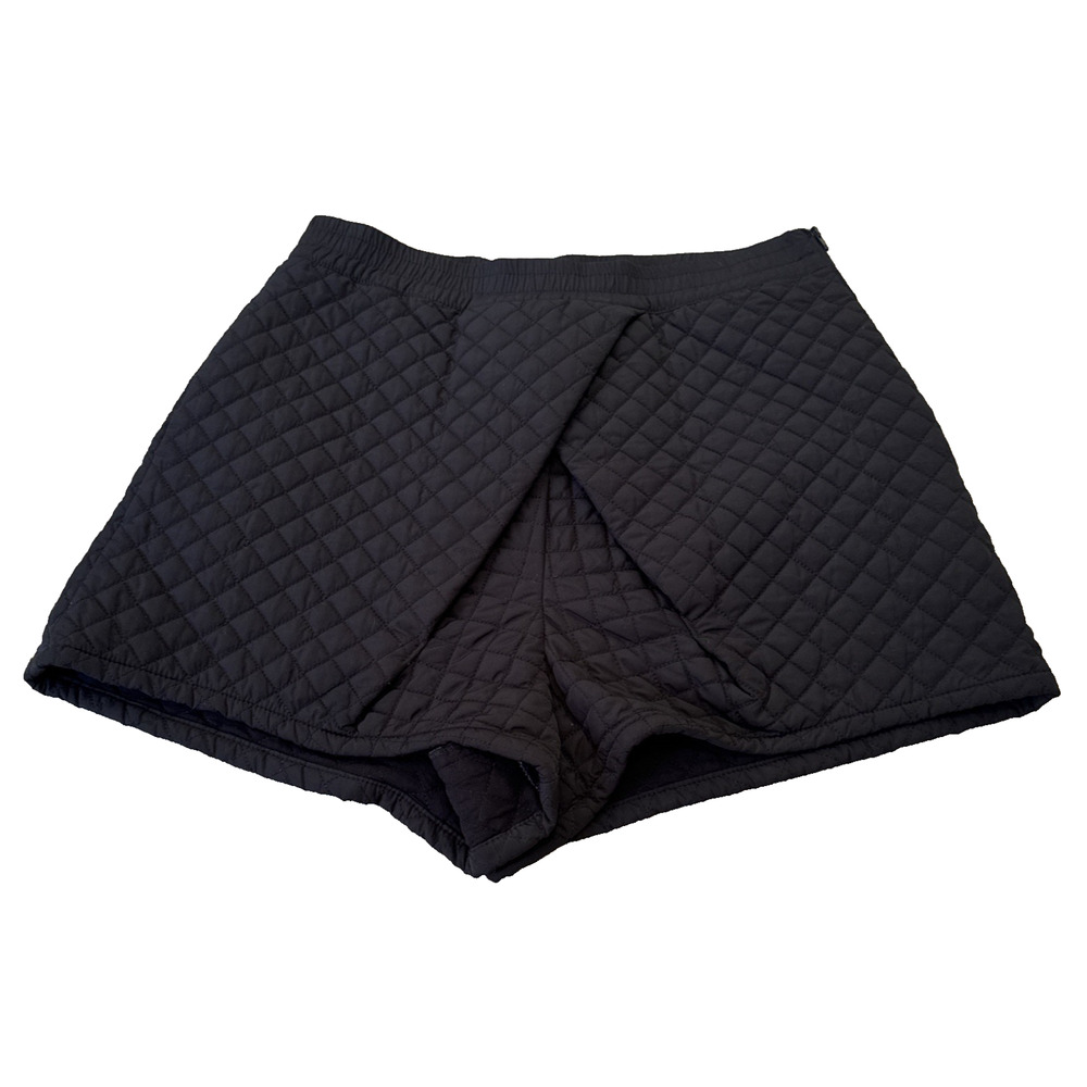 ZARA Women's Sz S Mini Shorts Quilted Black Crossover Pleat Detail High Waist